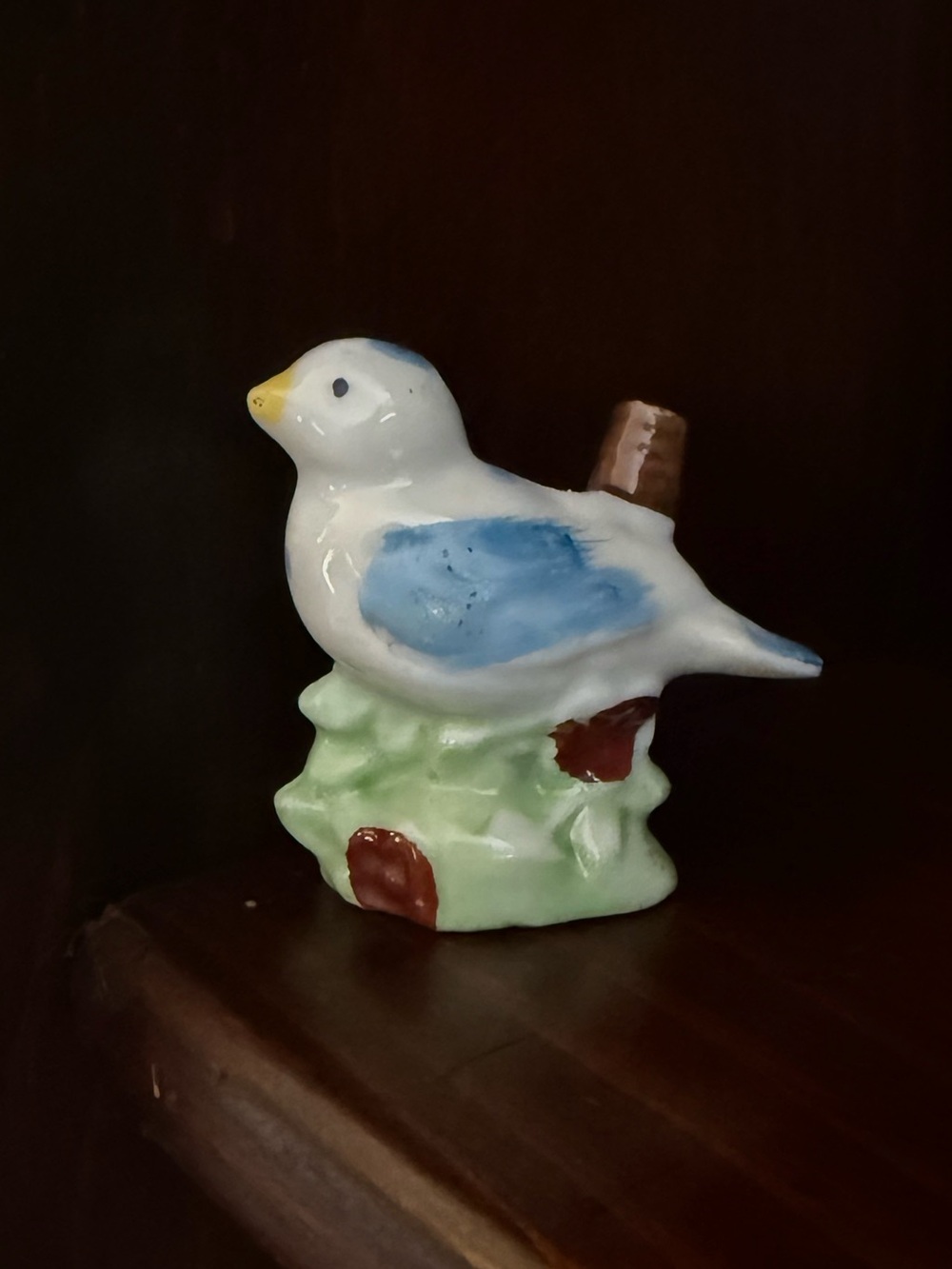 Vintage mini ceramic trinket bird. Japan